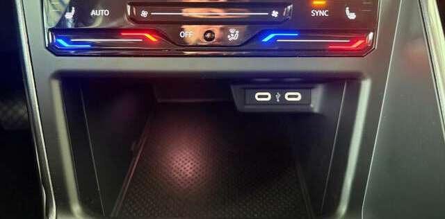 Volkswagen Polo 1.0 TSI Style DSG SHZG CarPlay LED PDC v+h