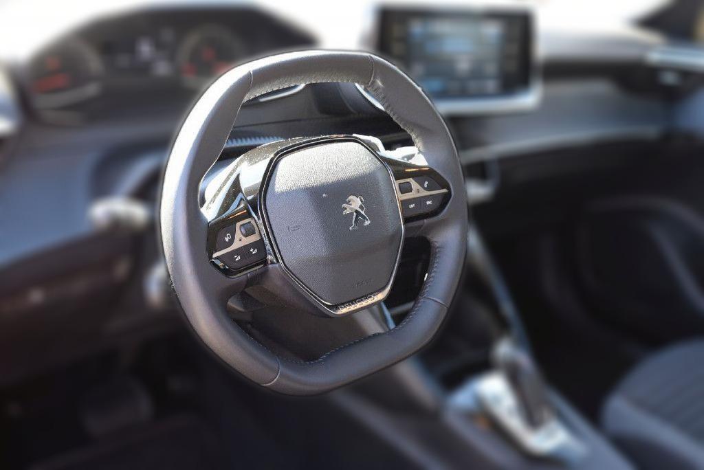 Peugeot 2008 Active Pure Tech 130 EAT8