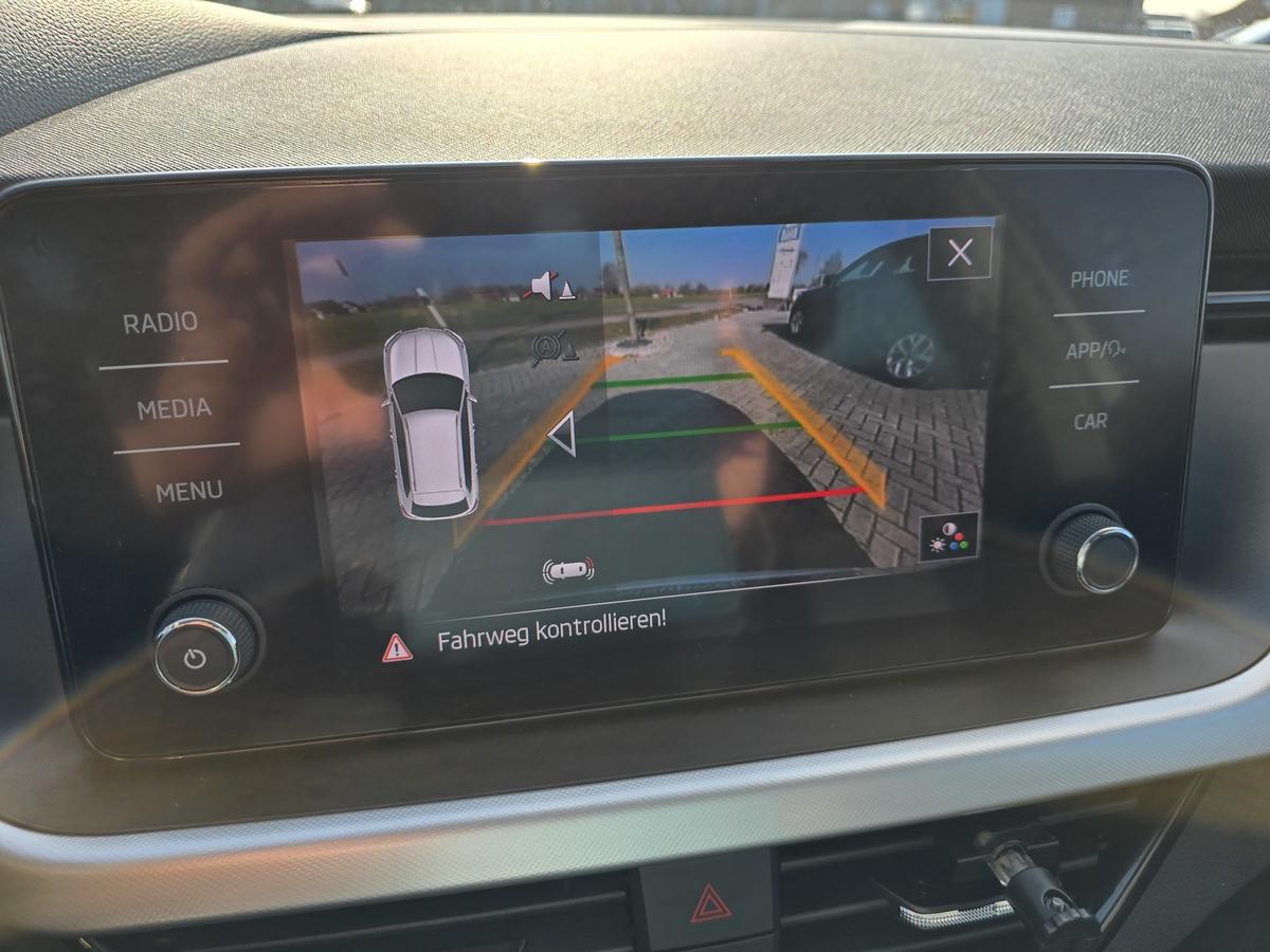 Skoda Kamiq 1.0 TSI Ambition LED RFK BiColor SmartLink DAB+ Klima