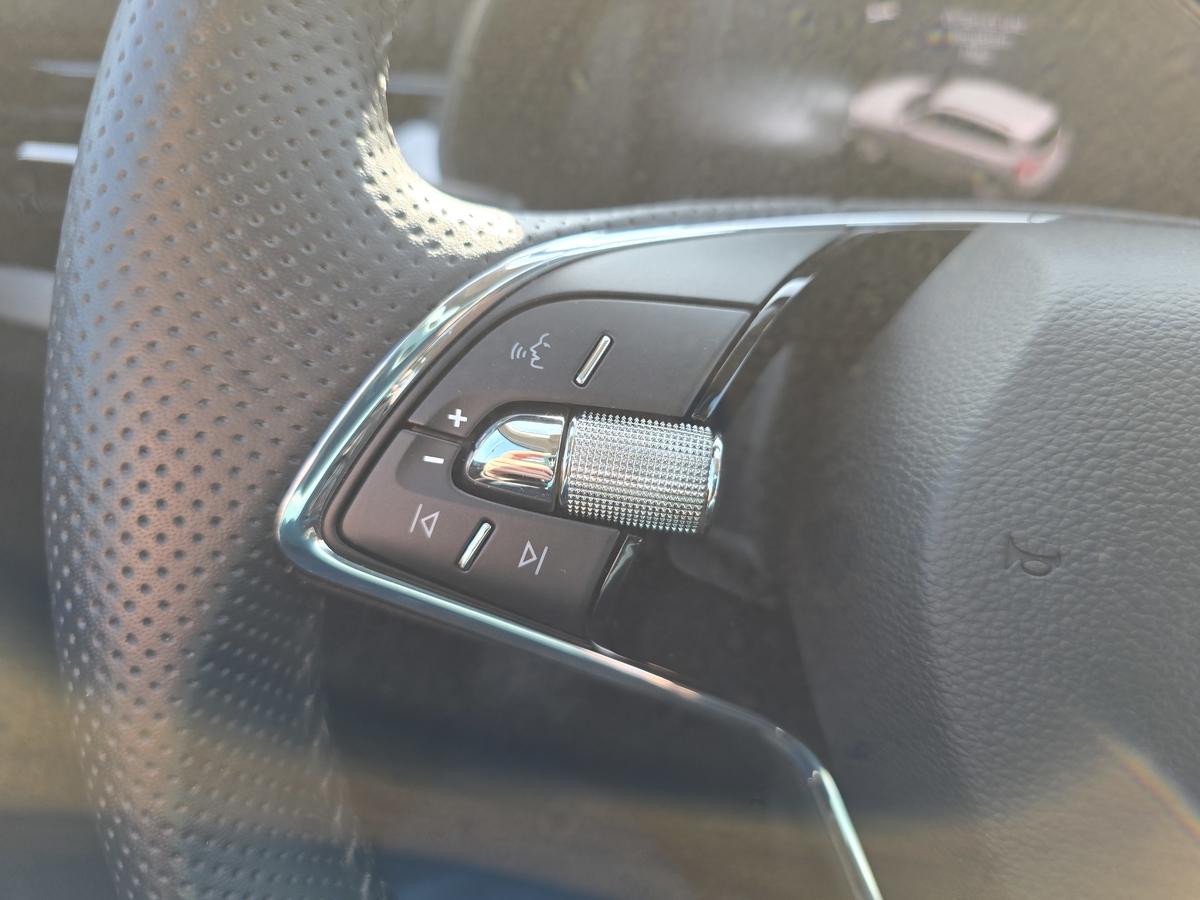 Skoda Kamiq 1.0 TSI Ambition LED RFK BiColor SmartLink DAB+ Klima