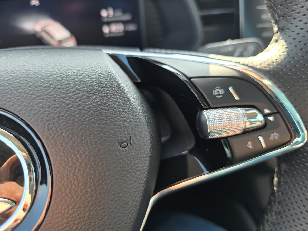 Skoda Kamiq 1.0 TSI Ambition LED RFK BiColor SmartLink DAB+ Klima