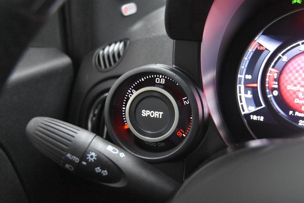 Abarth 595 1.4 T UConnectNavi Xenon Beats Sport PDC