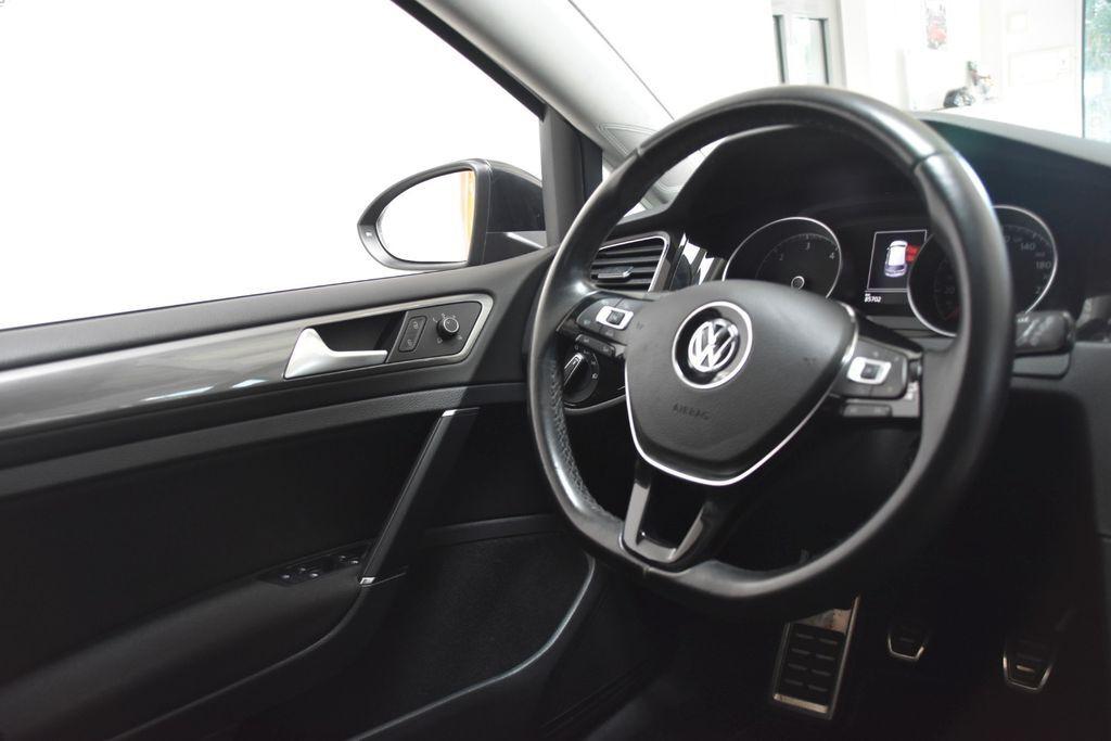 Volkswagen Golf VII Lim. Allstar BMT R-Line Navi Tempo