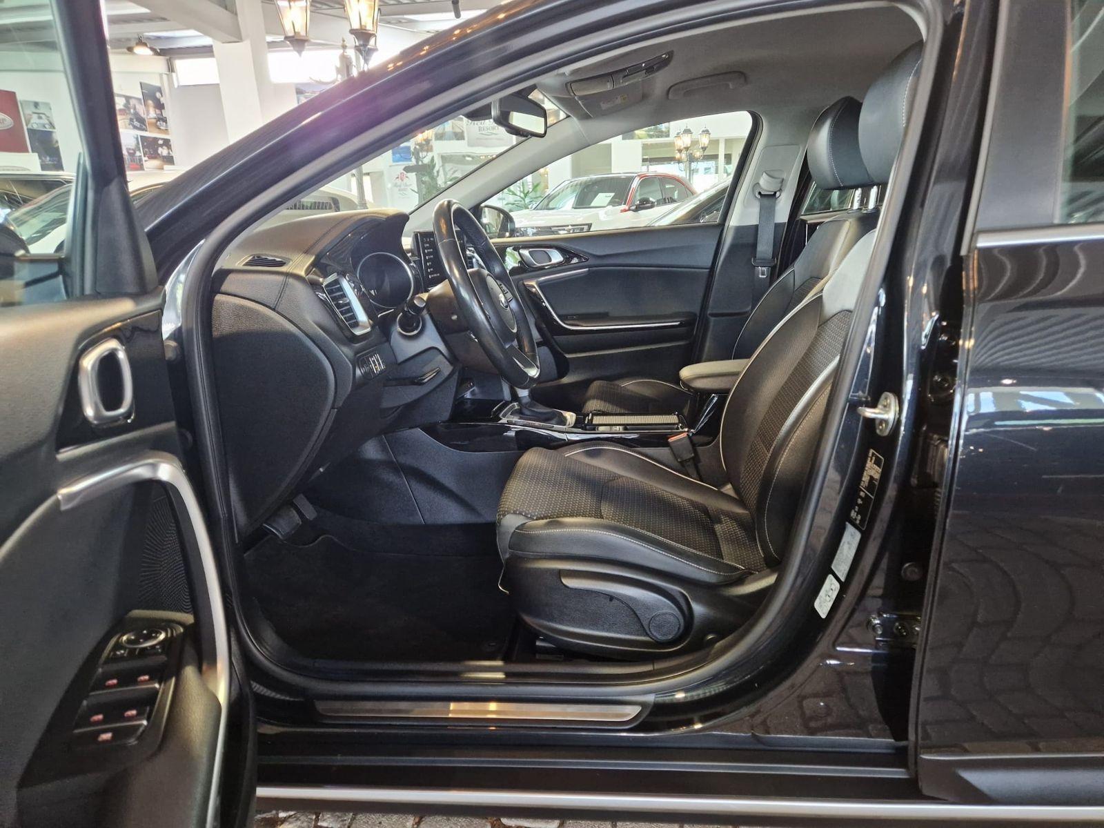 Kia XCeed Spirit Navi Kamera Totwinkel.