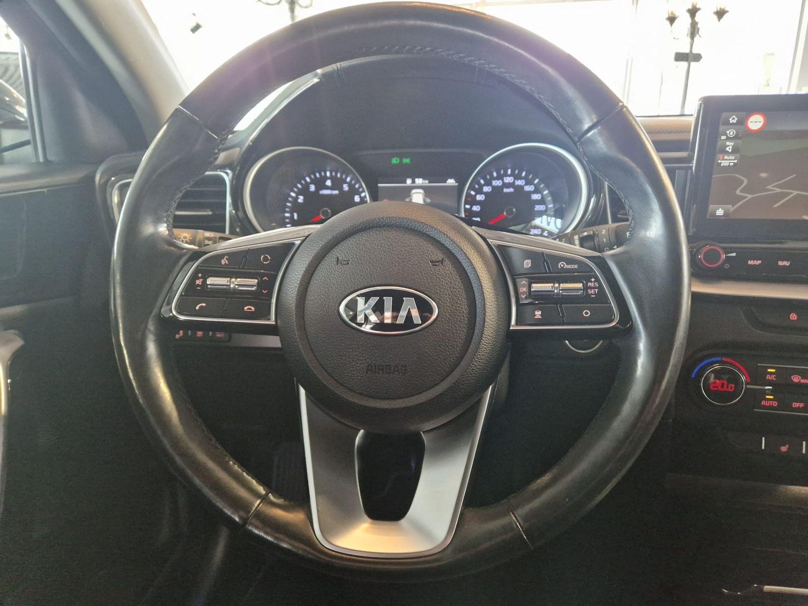 Kia XCeed Spirit Navi Kamera Totwinkel.
