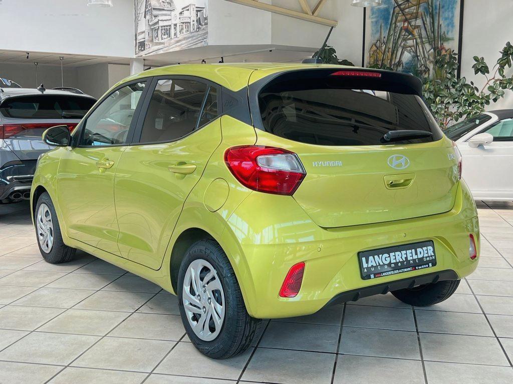 Hyundai i10 CARPLAY*KAMERA*NAVI*ProjekorSW*TPM*SOFORT*
