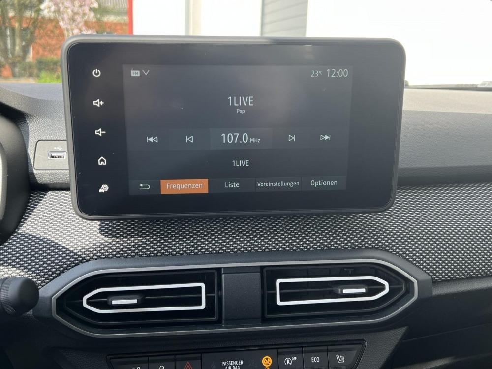 Dacia Sandero Expression TCe 100 74kW Winter neues Modell