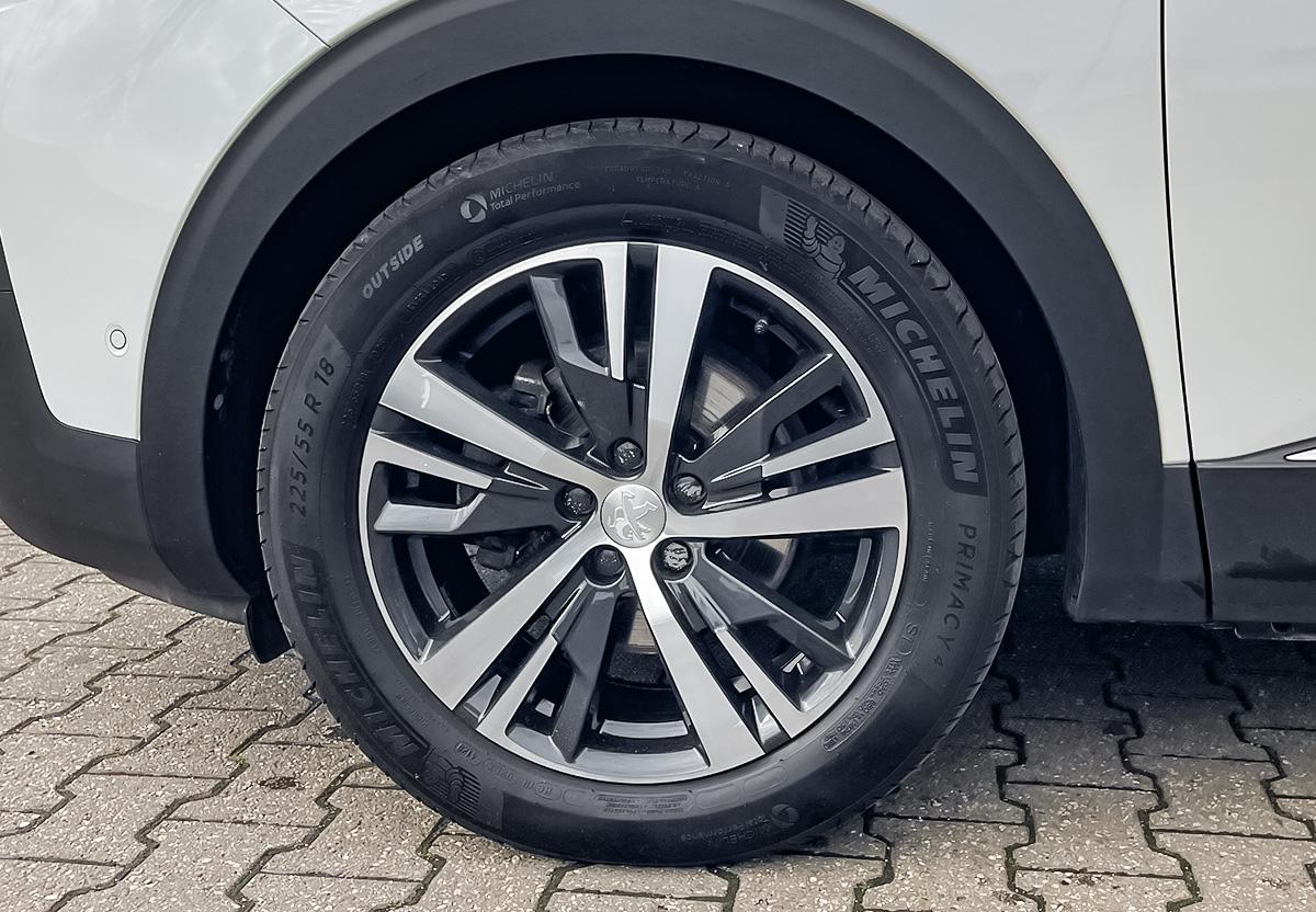 Peugeot 5008 1.6 THP 165 Allure.GT-Line-Paket.7-Sitzer