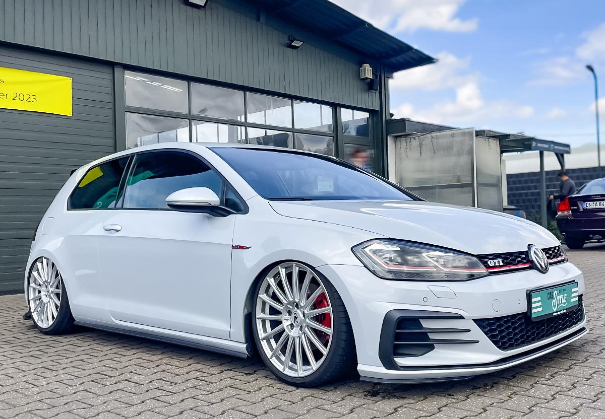 Volkswagen Golf GTI VII 2.0 AIRRIDE NAVI SHZ PDC