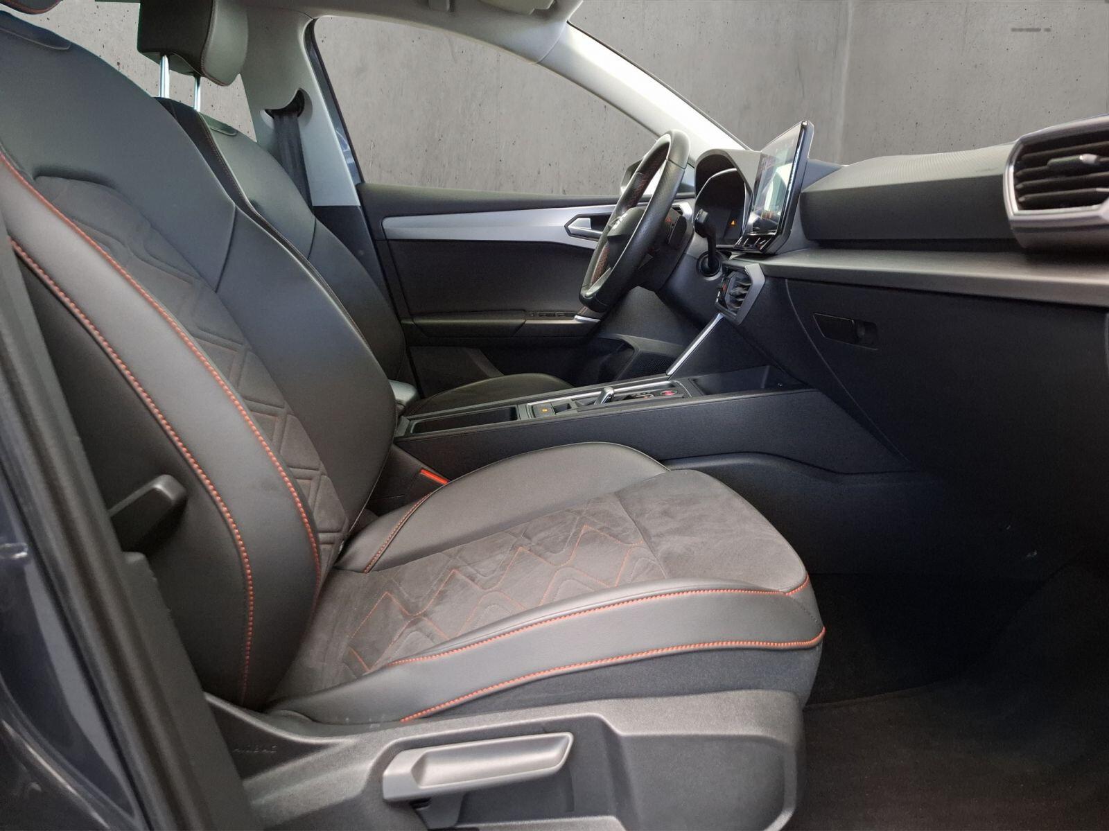 Seat Leon Sportstourer FR 2.0 TDI 7-Gang DSG