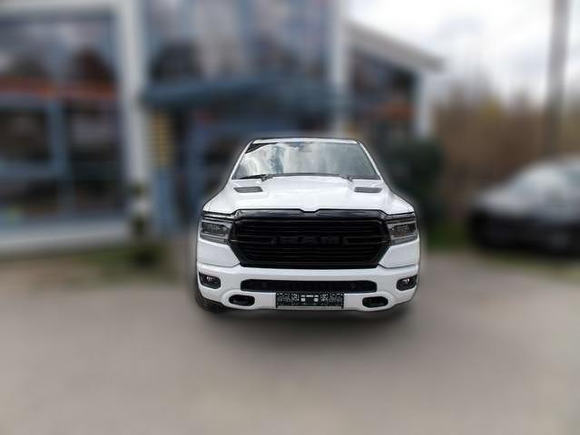 Dodge RAM 1500 BIGHORN 5.7 HEMI 4x4 LED LEDER NAVI