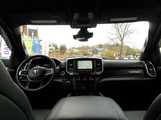 Dodge RAM 1500 BIGHORN 5.7 HEMI 4x4 LED LEDER NAVI