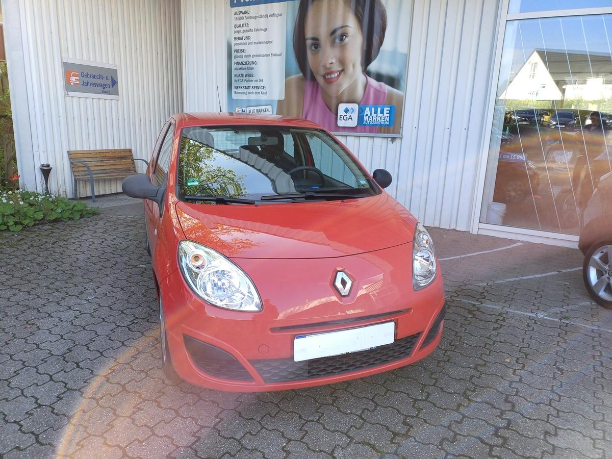 Renault Twingo 1.2 60 Authentique 2 HD RCD 8 fach Bereift 