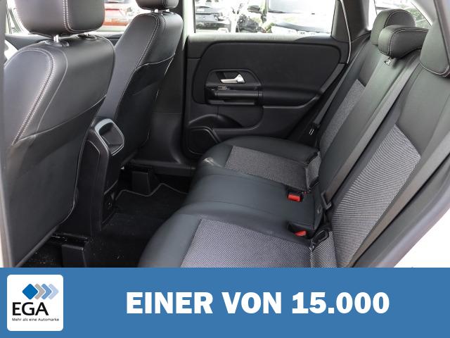 Mercedes-Benz B 180 EU6d Klimaauto Sitzhzg. NAVI Digitales Cockpit Apple CarPlay Android Auto