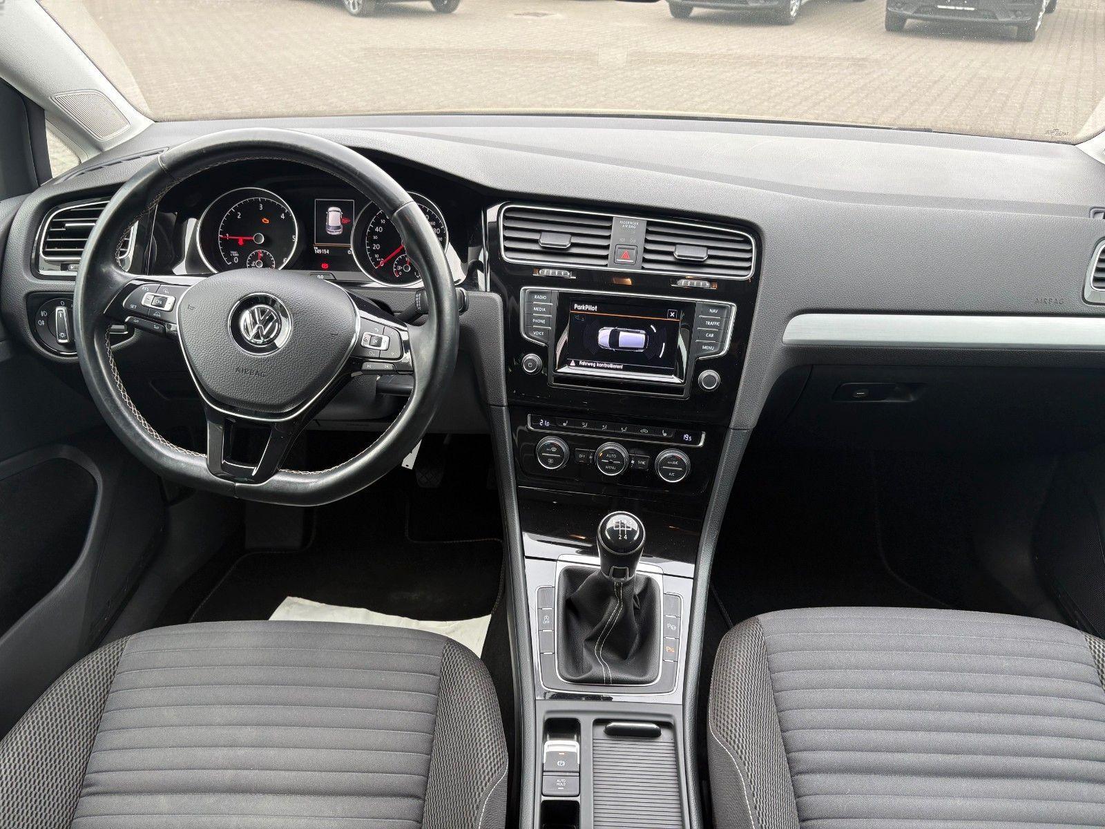Volkswagen Golf VII Lim. Cup BMT