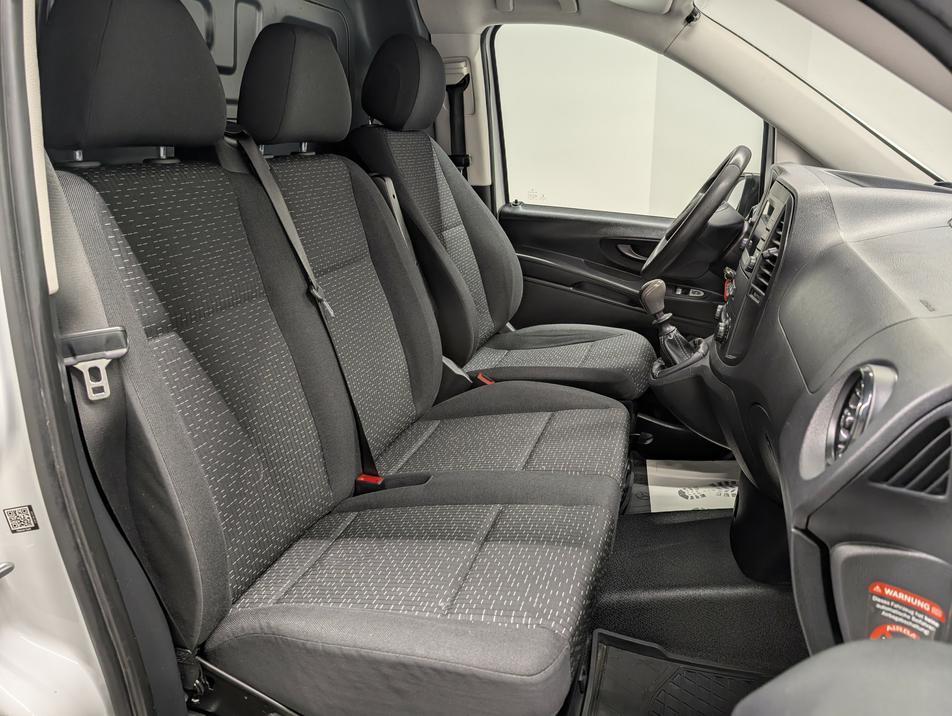 Mercedes-Benz Vito Pro lang Navi/SHZ/AHK/PDC/Kam/Tempom.