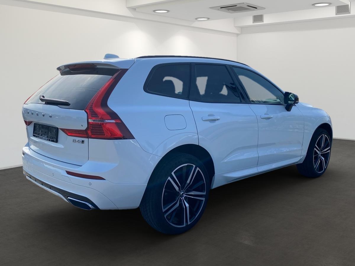 Volvo XC60 B4 AWD R Design AHK Standheizung IntelliSafe Pro