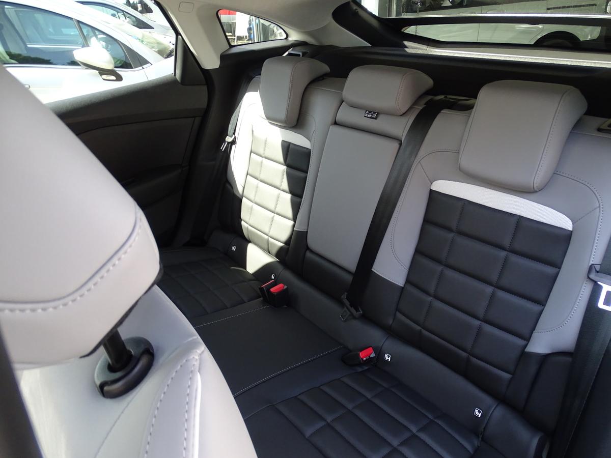 Citroën C4 1.2 PureTech 130 EAT8 Max Automatik 