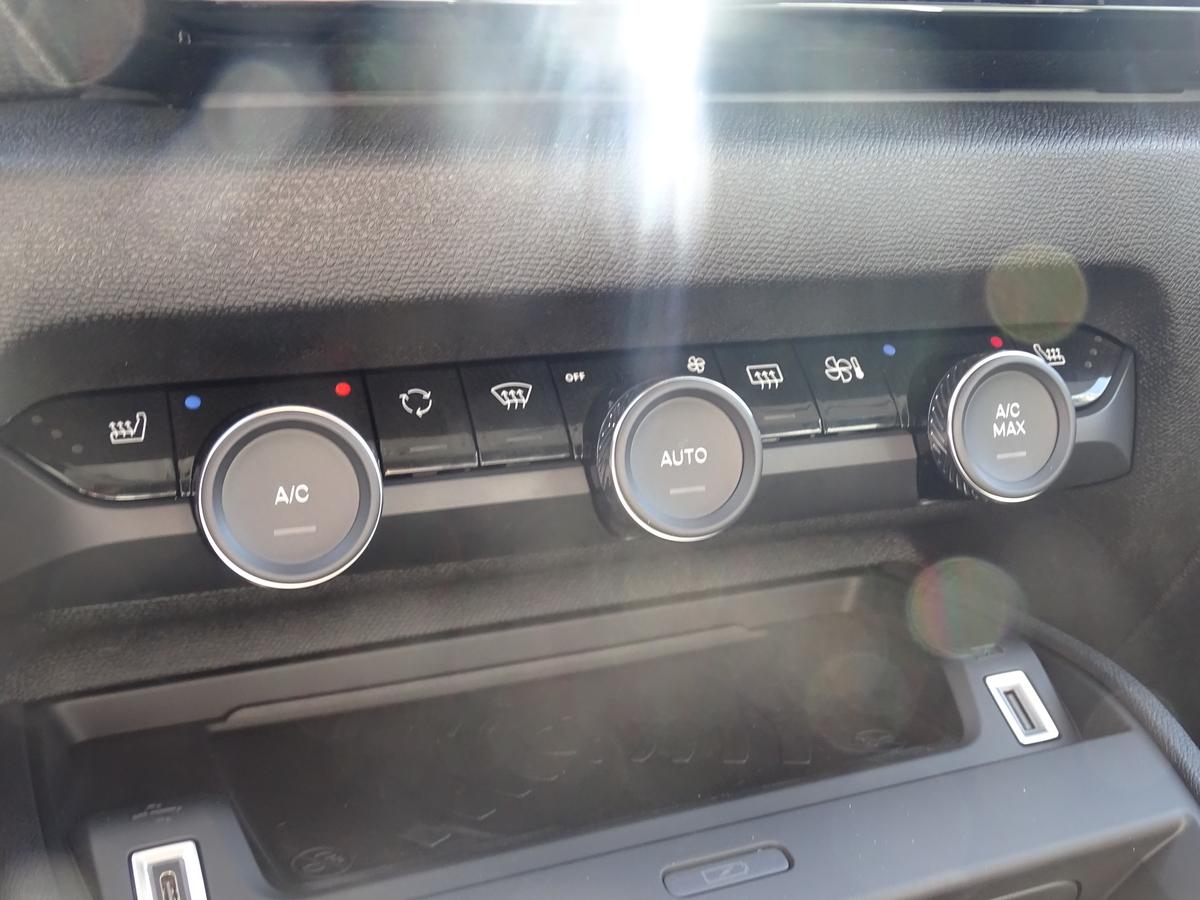 Citroën C4 1.2 PureTech 130 EAT8 Max Automatik 