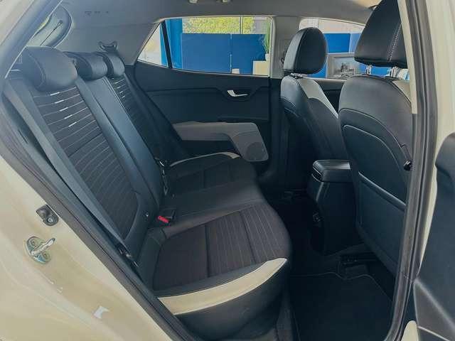 Kia Stonic 1.0 TGDI Spirit Aut. SHZG KAM PDC Temp.
