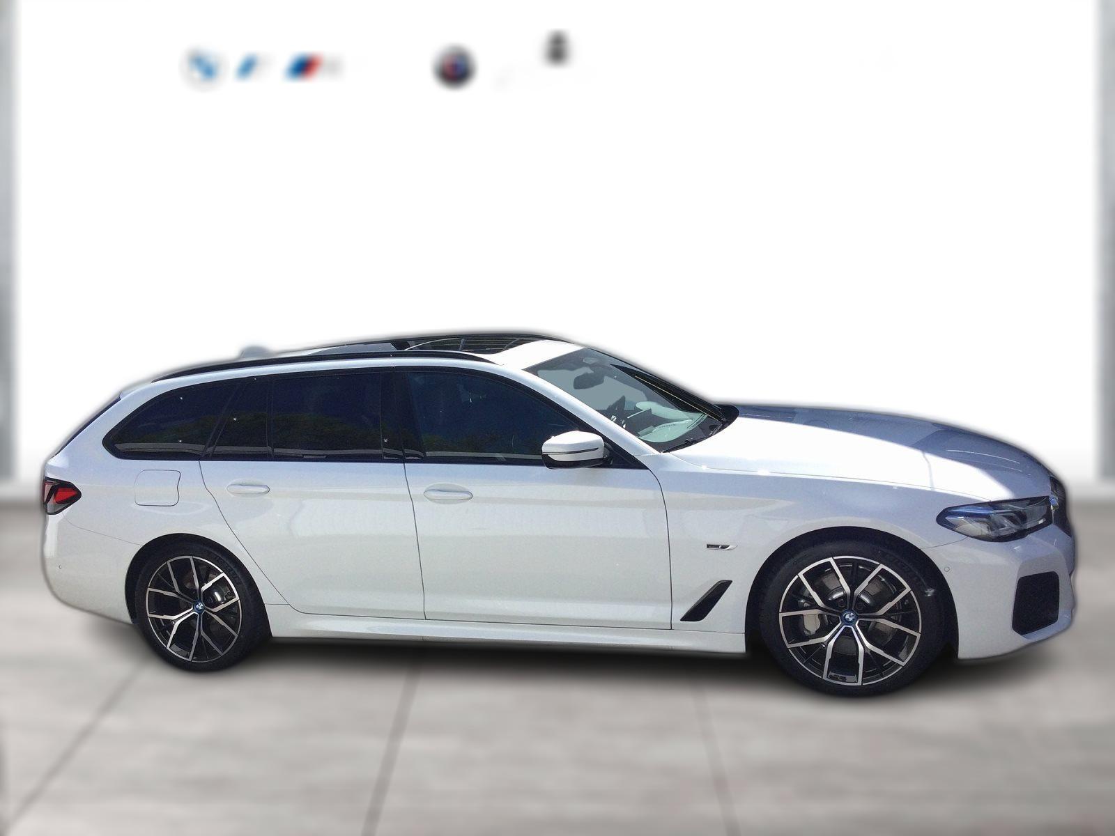 BMW 530e xDrive TOURING M SPORT LASER AHK PANO HUD ALARM KOMFORTZG