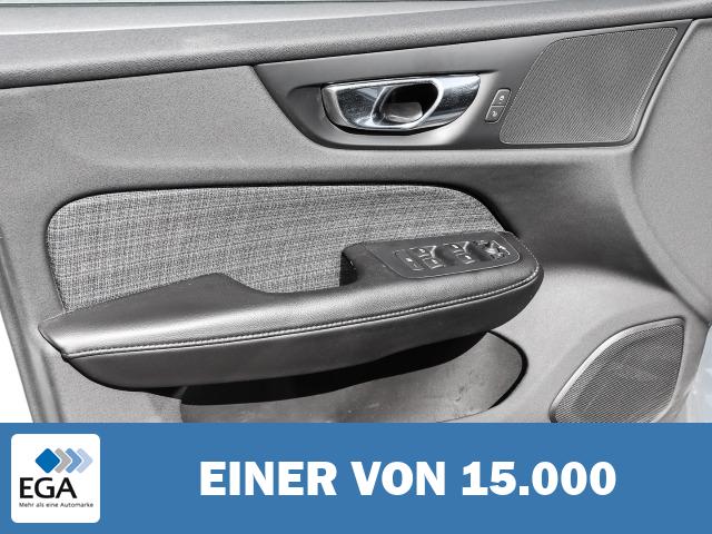 Volvo V60 Kombi Core Recharge Plug-In Hybrid AWD T6 Twin Engine EU6d Digitales Cockpit
