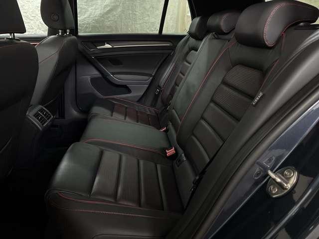 Volkswagen Golf 2.0TSI GTI LEDER LED PANO STANDH. AHK