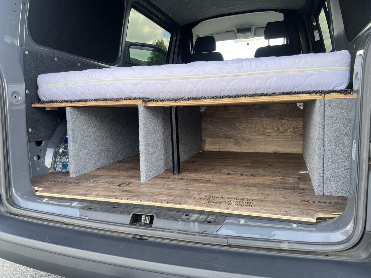 Volkswagen Andere Selbstausbau+Webasto+Klima+AHK+19 Zoll