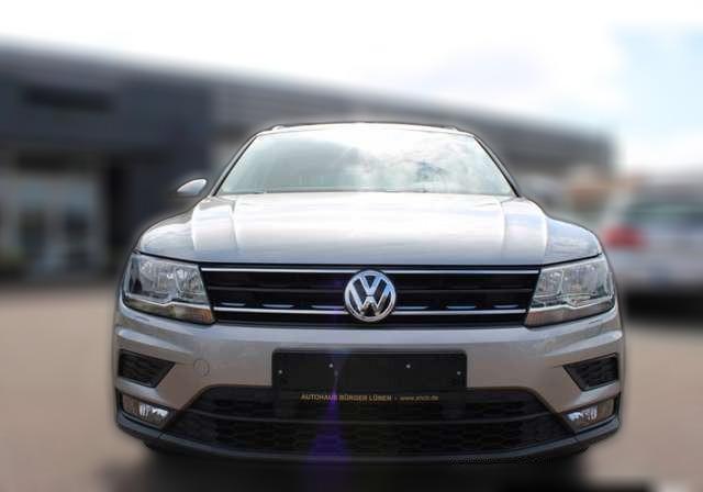 Volkswagen Tiguan Sound 1.4 TSI Navi ACC AHK-klappbar Apple CarPlay