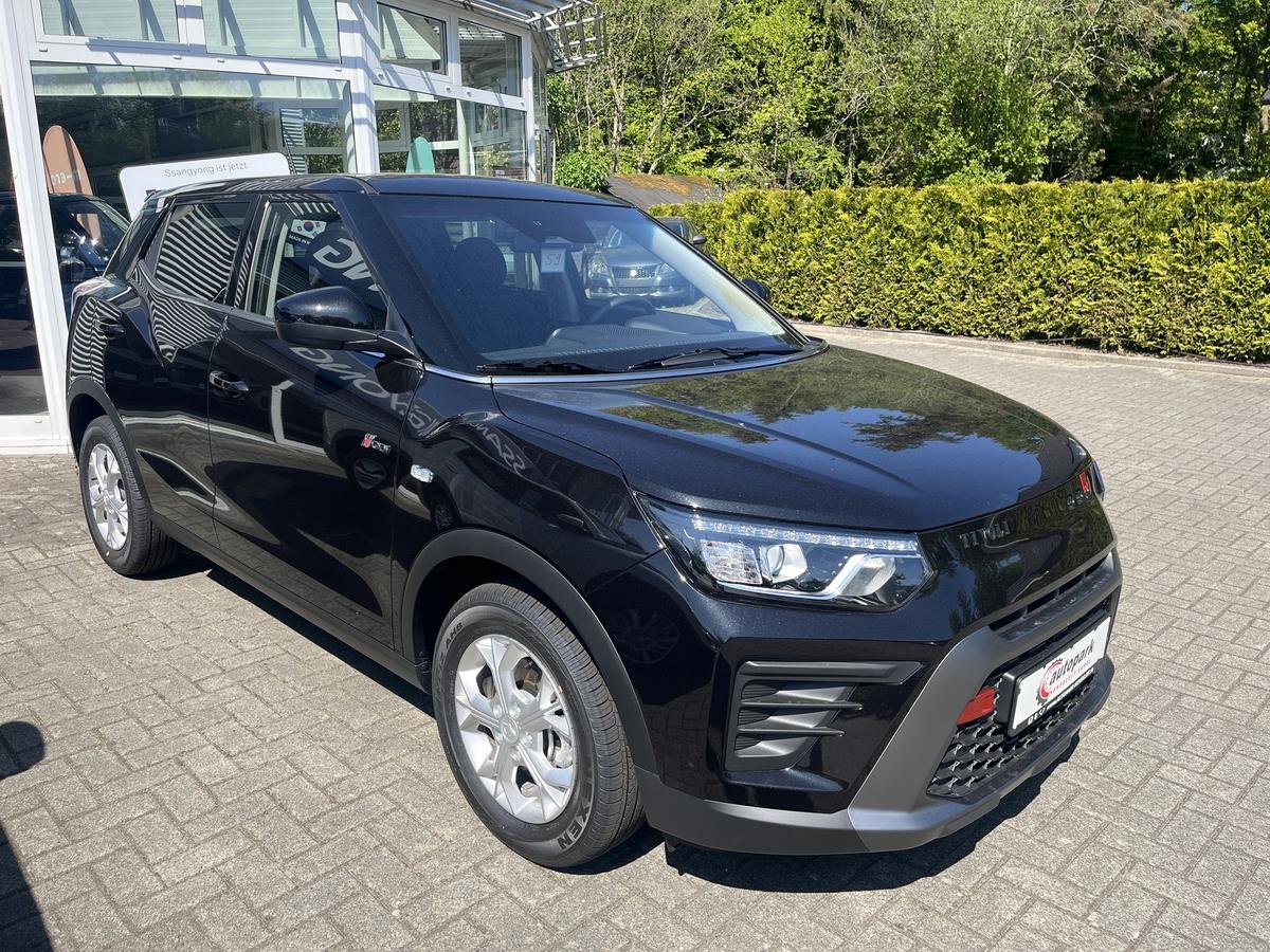 KGM Tivoli Nomad 1.5 M/T 2WD