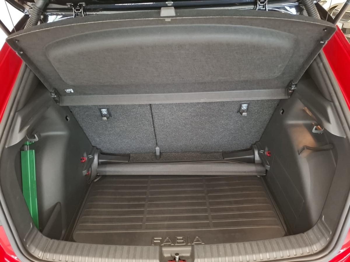 Skoda Fabia Monte Carlo 5J.Garantie LED SHZ Pano