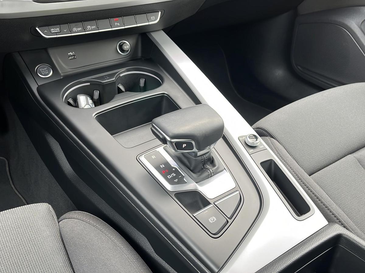 Audi A4 2.0 TFSI *Matrix LED *DSG* Navi* SHZ*