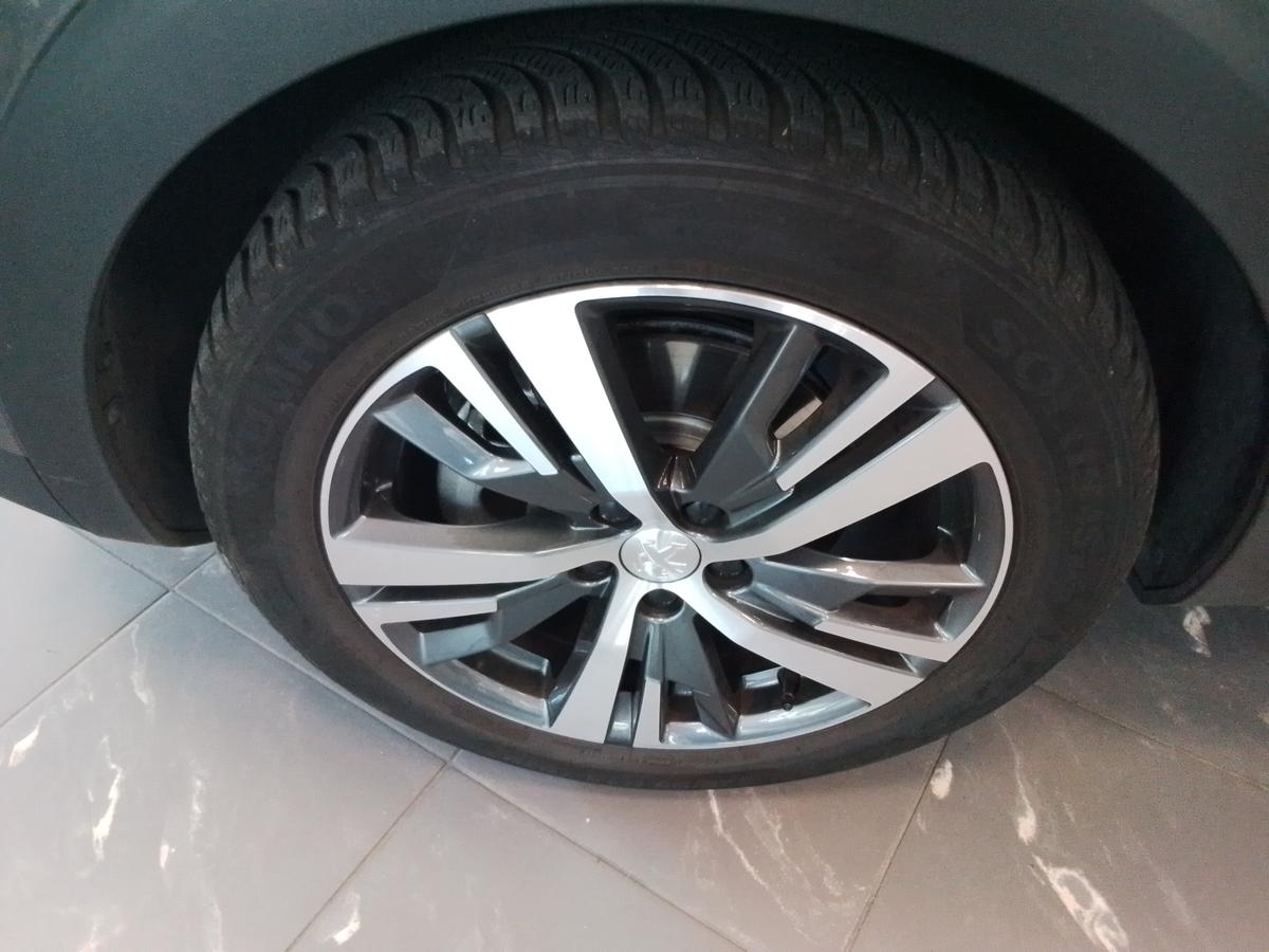 Peugeot 3008 PureTech 130 Stop & Start GPF EAT8 Allure Pack