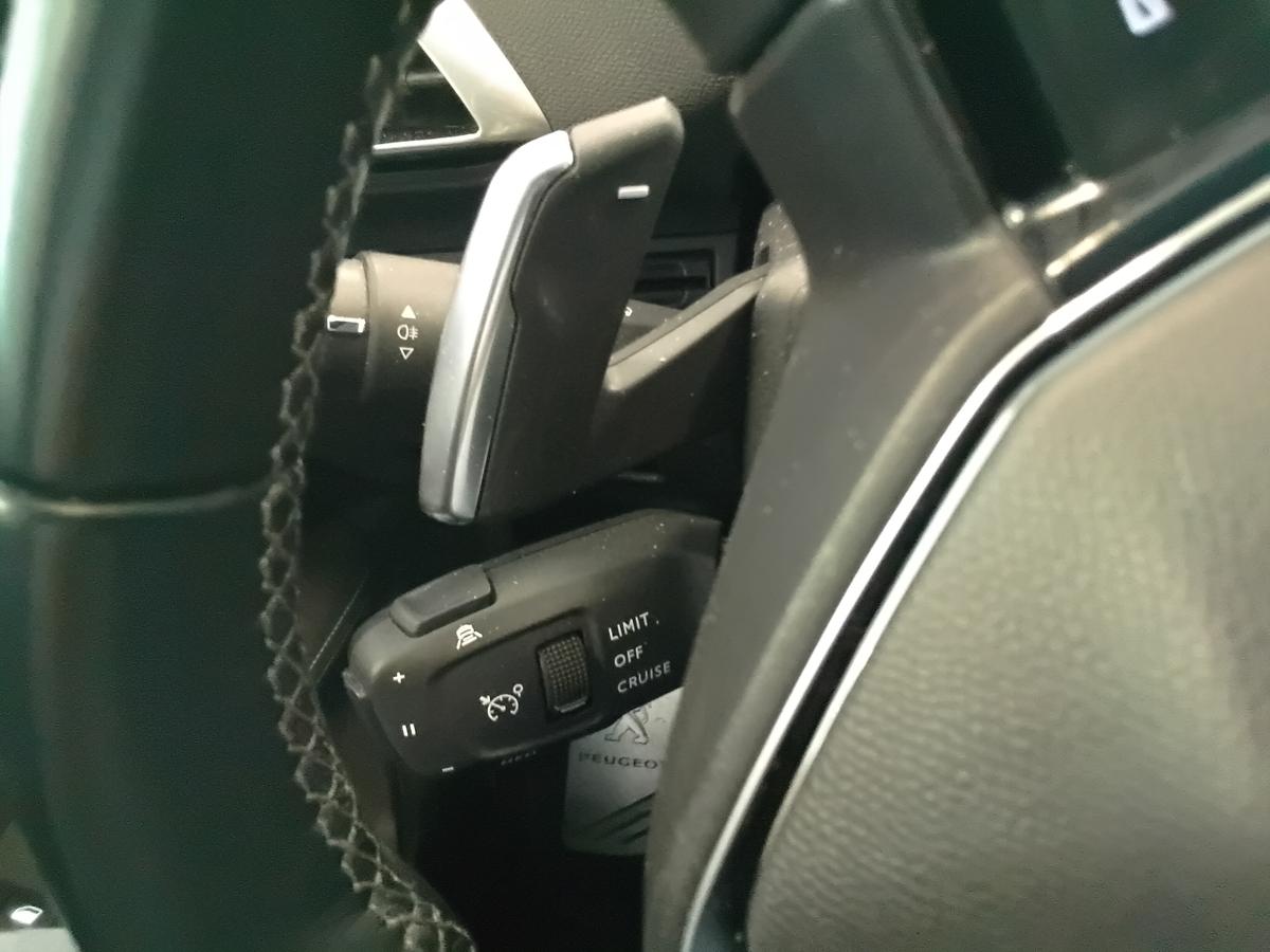 Peugeot 3008 PureTech 130 Stop & Start GPF EAT8 Allure Pack
