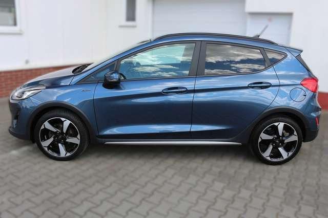 Ford Fiesta Active mit LED Scheinwerfer