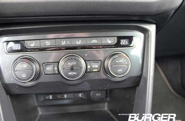 Volkswagen Tiguan Sound 1.4 TSI Navi ACC AHK-klappbar Apple CarPlay