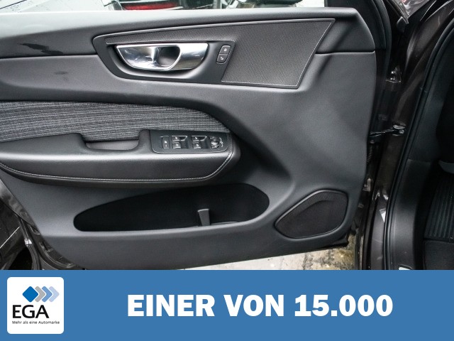Volvo XC60 Momentum Pro 2WD B4 Diesel EU6d Digitales Cockpit LED Navi Soundsystem Sper