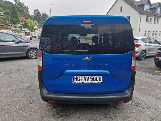 Ford Tourneo Courier Titanium