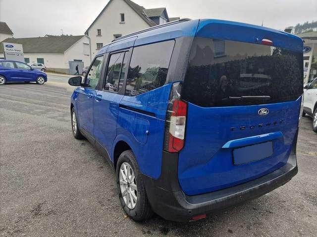 Ford Tourneo Courier Titanium
