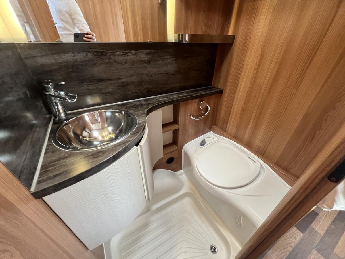 Tabbert Vivaldi 550 E  Mover+Vorzelt+1900kg+Einzelbette