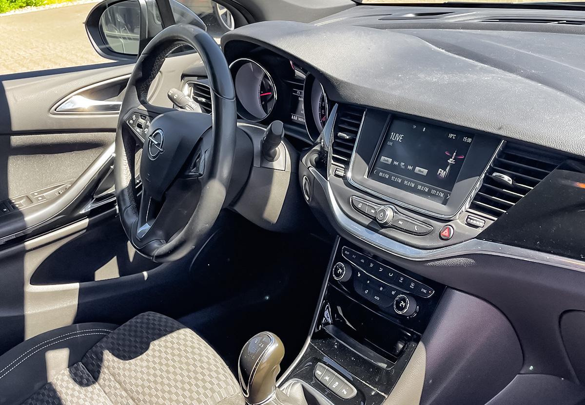Opel Astra K 1.4 Turbo Dynamic SHZ PDC CARPLAY