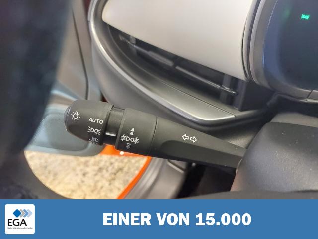 Fiat 600e La Prima StandHZG Navi Leder digitales Cockpit 360 Kamera Massagesitze LED 