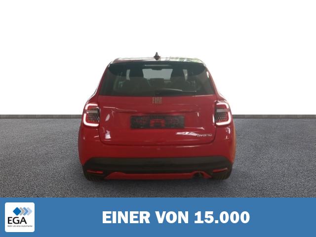 Fiat 600 125 Jahre Edition Navi LED ACC Apple CarPlay Android Auto digitales Cockpit 