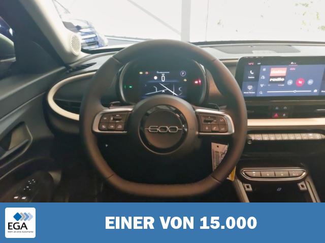 Fiat 600 125 Jahre Edition Navi LED ACC Apple CarPlay Android Auto digitales Cockpit 