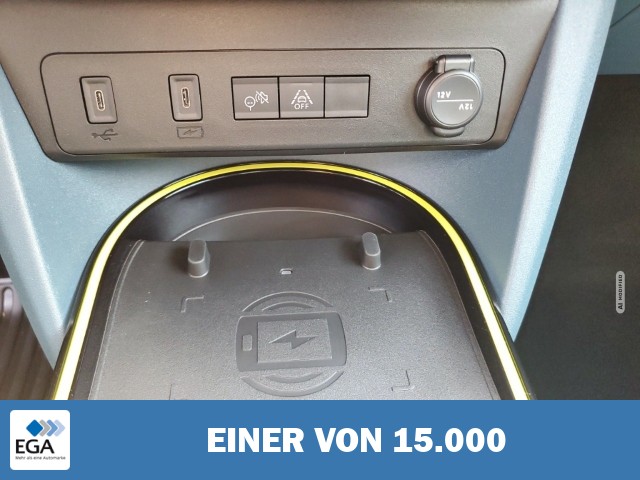 Fiat Grande Panda La Prima Navi SHZ LenkradHZG LED Apple CarPlay Android Auto