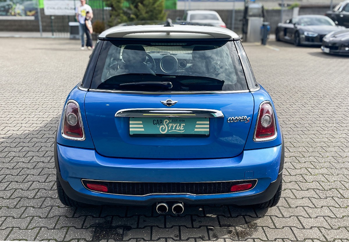 MINI Cooper S NAVI SHZ PANO 