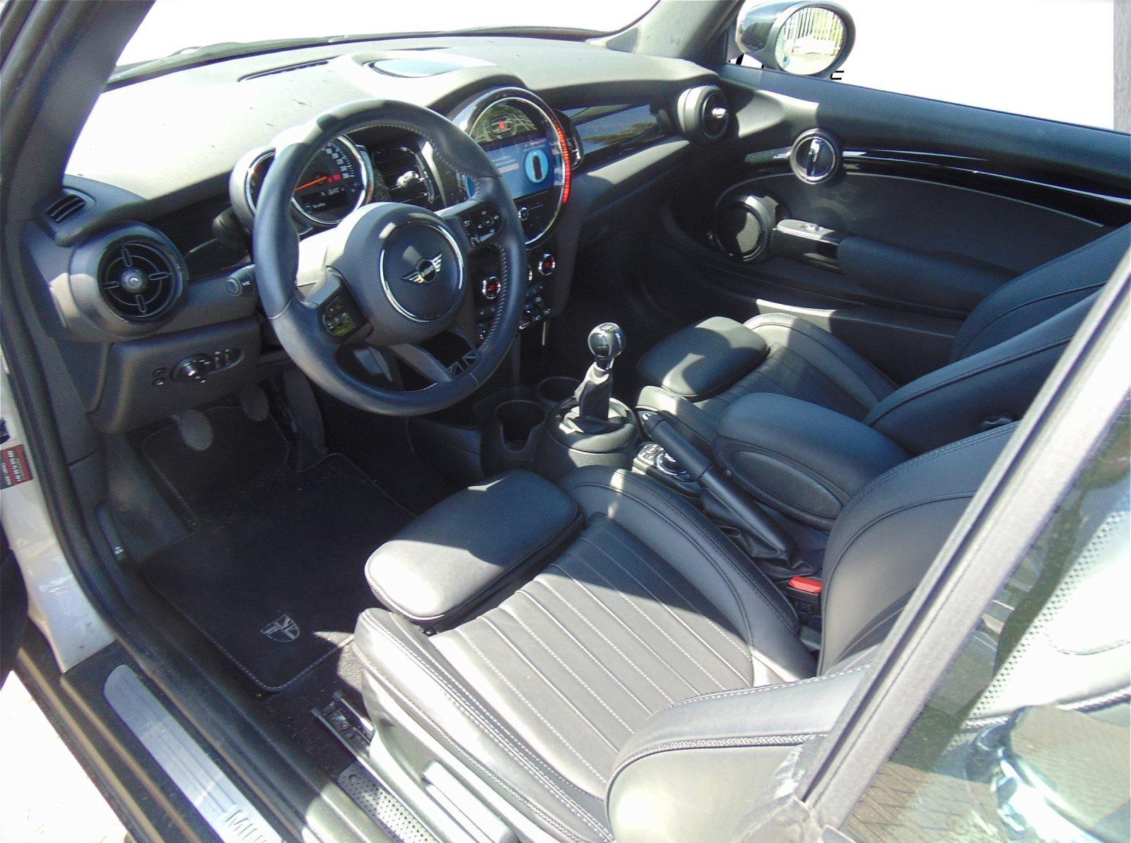 MINI Cooper Cabrio YOUNIQUE TRIM LEDER LED GRA KOMFORTZG