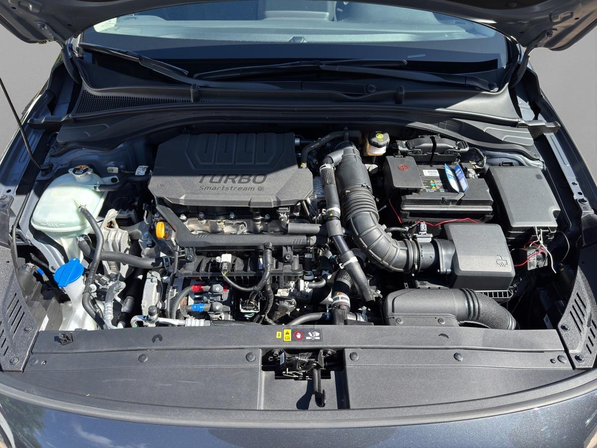 Hyundai i30 INTRO 1.5 T-GDI Navi*LED*AHK