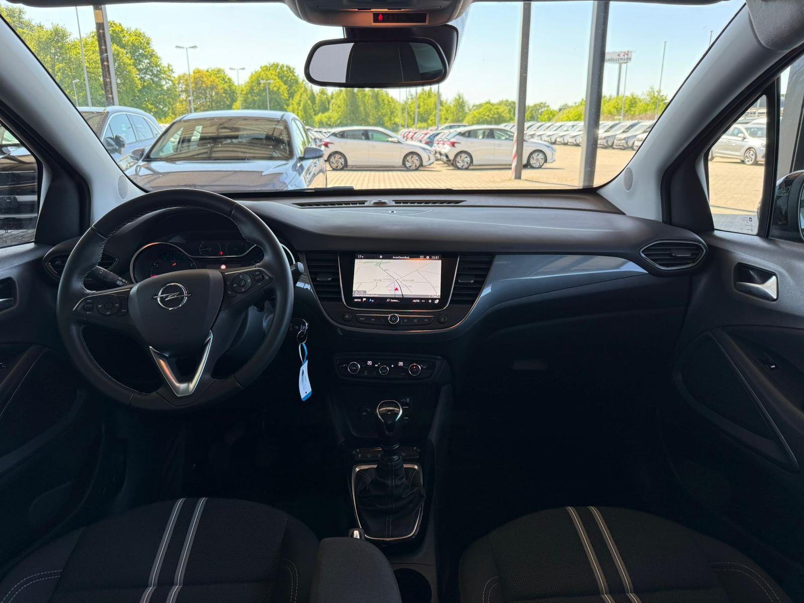 Opel Crossland 1.2 turbo 110PK 6MT Elegance Panoramadach / Klima Automatic / PDC v+h