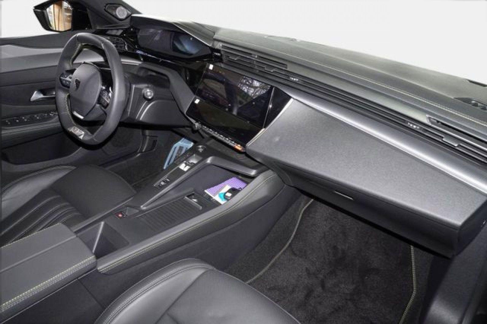 Peugeot 408 Hybrid 225 e-EAT8 GT